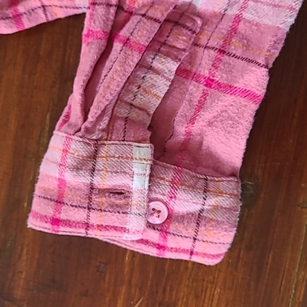 Like new flannel shirt - Picture 6 of 7